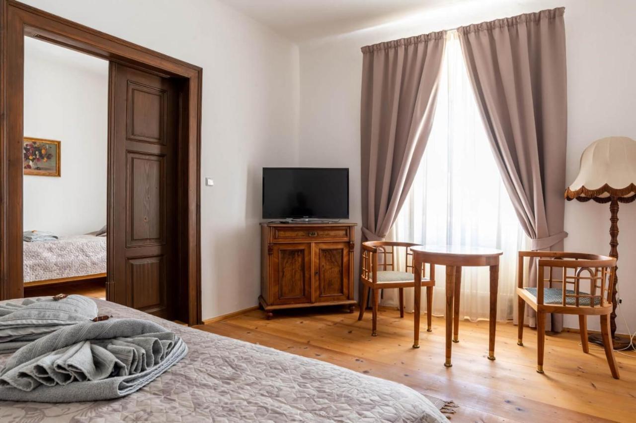 Ambrozuv Dvur Διαμέρισμα Pouzdrany Εξωτερικό φωτογραφία